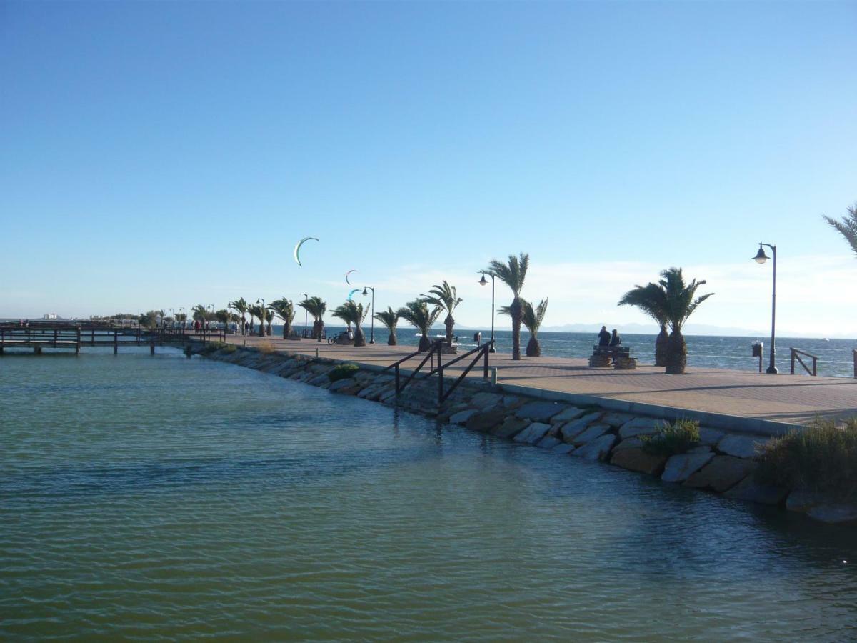 Chalet I con terraza en la playa San Pedro del Pinatar Exterior foto